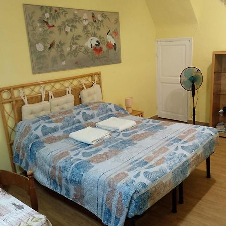 Luisa Rooms 2 - Apartment In The Heart Of 韦尔纳扎 外观 照片