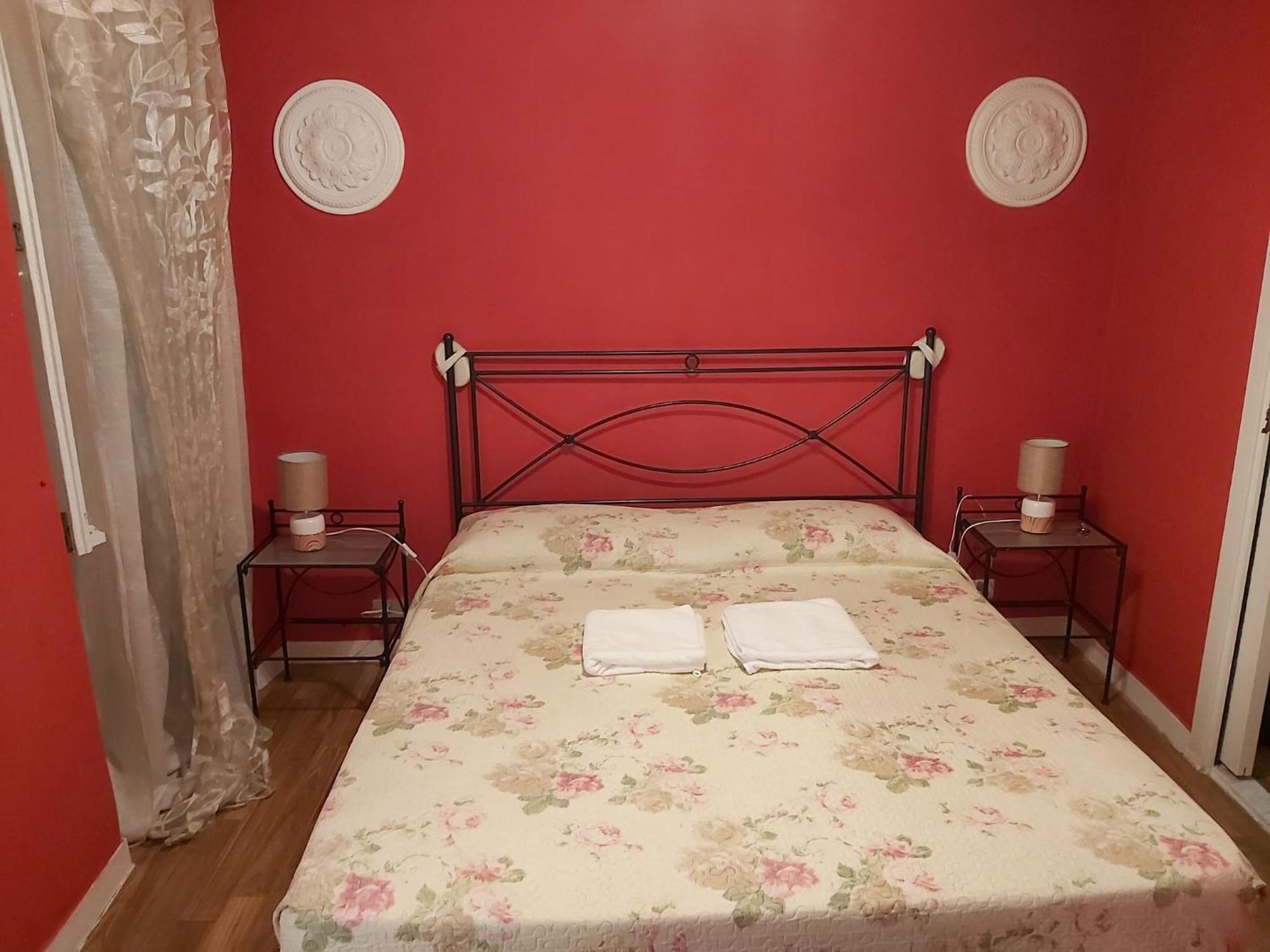 Luisa Rooms 2 - Apartment In The Heart Of 韦尔纳扎 外观 照片